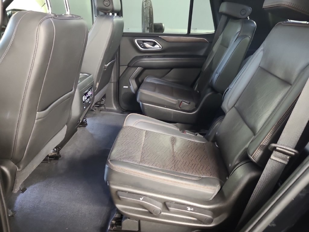 Used 2021 Chevrolet Tahoe High Country w/ Premium Package AWD/4WD image 5