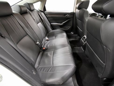 Certified 2018 Honda Accord EX-L image 17