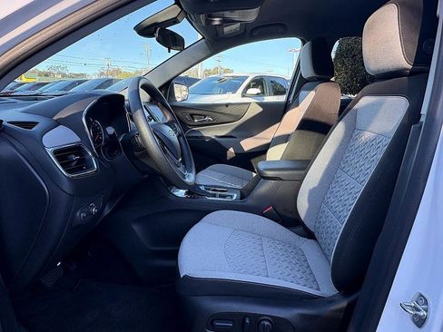 Certified 2024 Chevrolet Equinox LS w/ LS Convenience Package image 9