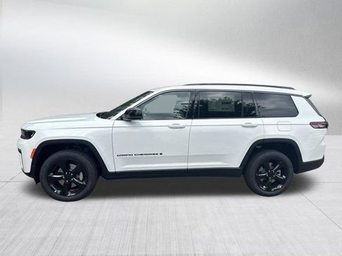 New 2026 Jeep Grand Cherokee L Limited AWD/4WD image 8
