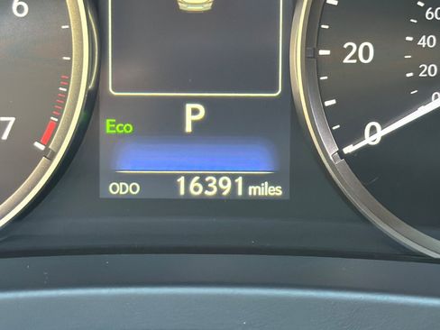 Used 2024 Lexus IS 300 AWD w/ Premium Package image 23