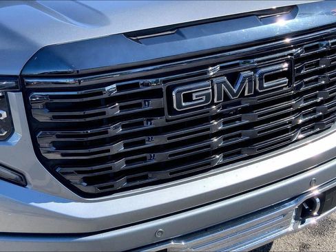 Used 2023 GMC Sierra 1500 Denali Ultimate AWD/4WD image 28