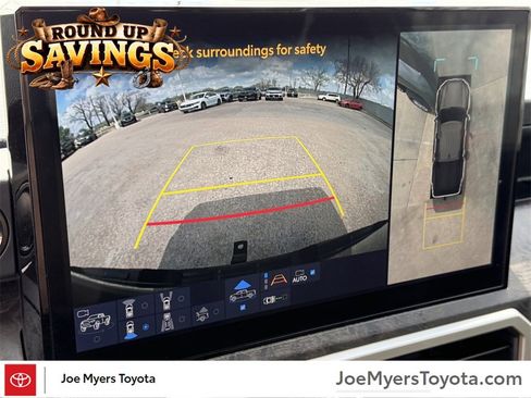 Used 2025 Toyota Tacoma Limited image 18