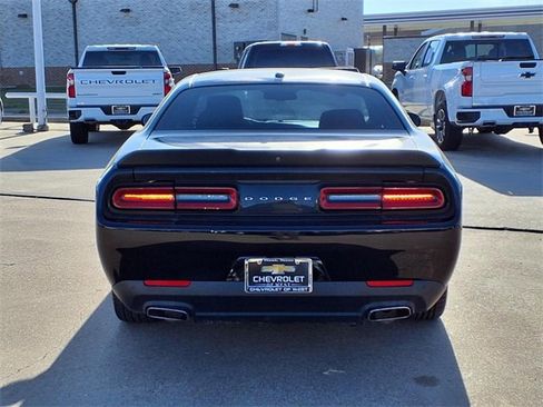 Used 2016 Dodge Challenger SXT w/ Blacktop Package image 5