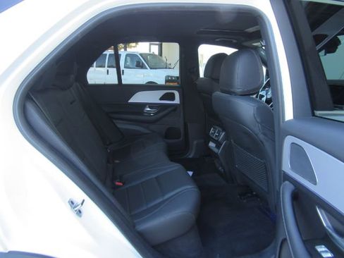 Used 2024 Mercedes-Benz GLE 450e 4MATIC image 27