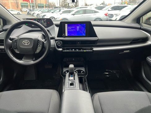 Used 2024 Toyota Prius LE image 9