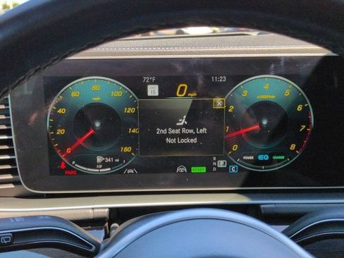 Used 2022 Mercedes-Benz GLS 450 4MATIC image 11