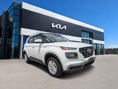 Used 2020 Hyundai Venue SEL