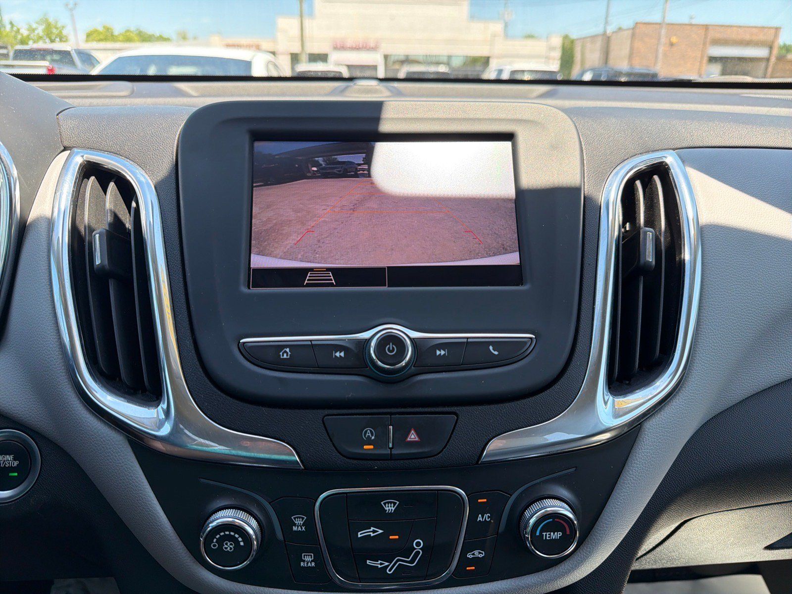 Used 2024 Chevrolet Equinox LS w/ LS Convenience Package FWD image 19