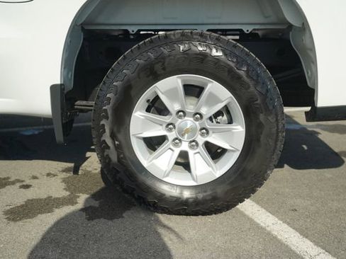 Used 2024 Chevrolet Silverado 1500 W/T w/ WT Value Package image 41