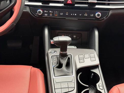 New 2026 Kia Sportage SX image 16