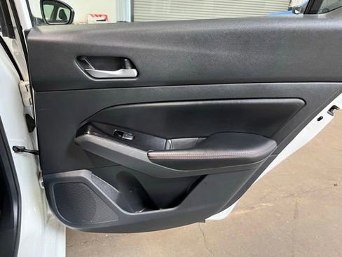 Used 2024 Nissan Altima 2.5 SR FWD image 13