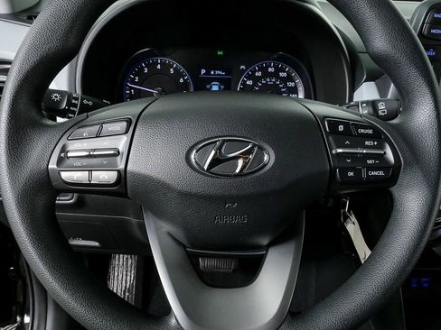 Used 2019 Hyundai Kona SE w/ Cargo Package image 8