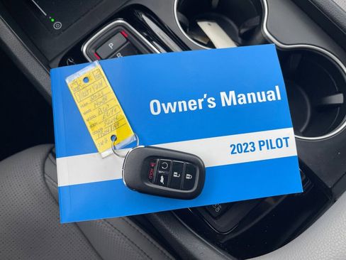 Certified 2023 Honda Pilot Elite image 4