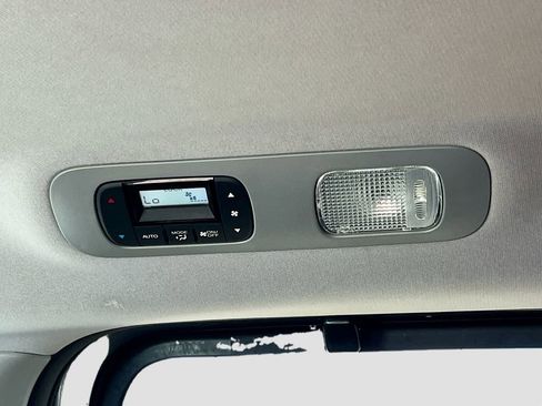Used 2023 Honda Odyssey EX-L image 25