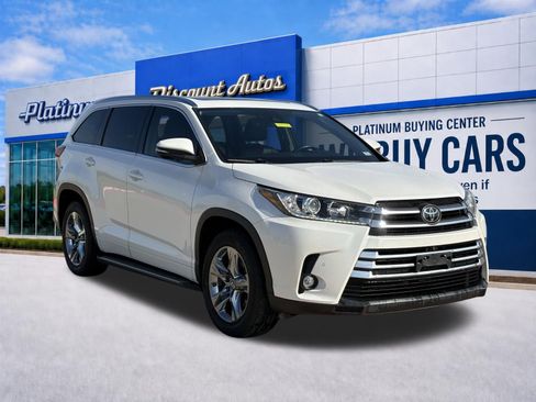 Used 2019 Toyota Highlander Limited Platinum FWD image 1