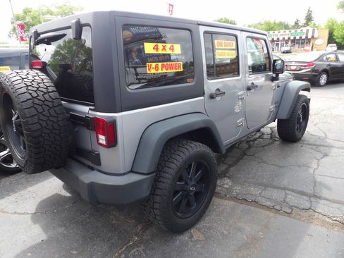 Used 2015 Jeep Wrangler Unlimited Sport w/ Quick Order Package 24S AWD/4WD image 3