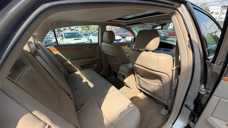 Used 2007 Toyota Avalon Limited FWD image 19