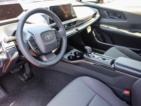 New 2026 Toyota Prius LE FWD image 19
