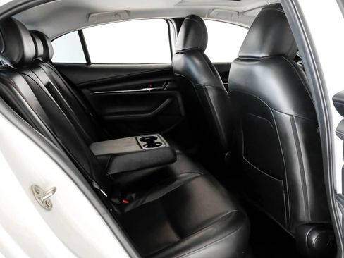 Used 2021 MAZDA MAZDA3 s image 39