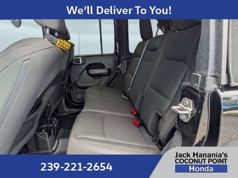Used 2019 Jeep Wrangler Unlimited Sport S AWD/4WD image 13