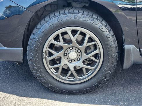 Used 2018 Subaru Outback 3.6R Limited AWD/4WD image 12