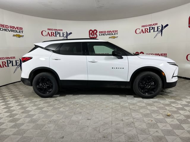 New 2026 Chevrolet Blazer LT w/ Convenience Package FWD image 8