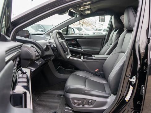 Used 2024 Subaru Solterra Limited w/ Limited Package image 11