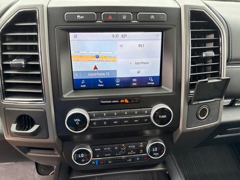 Used 2021 Ford Expedition XLT RWD image 24