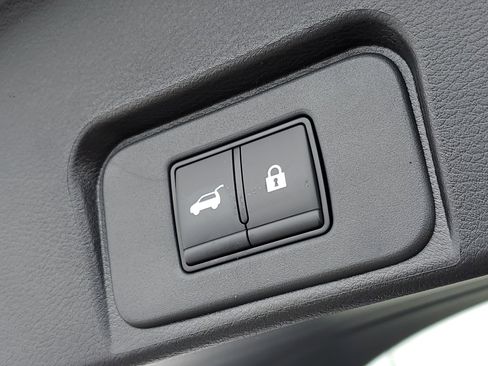 New 2026 Nissan Rogue SV w/ Cold Weather Package AWD/4WD image 29