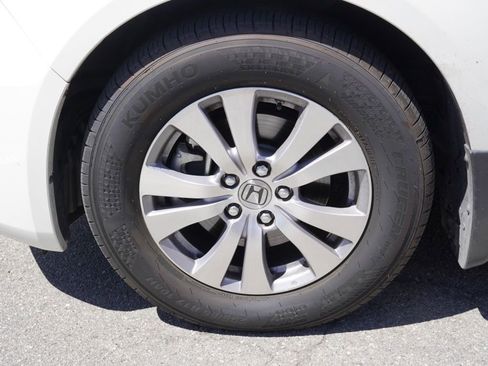 Used 2016 Honda Odyssey SE image 6