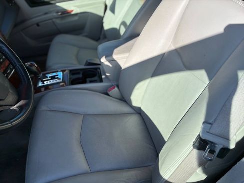 Used 2004 Cadillac SRX AWD/4WD image 23