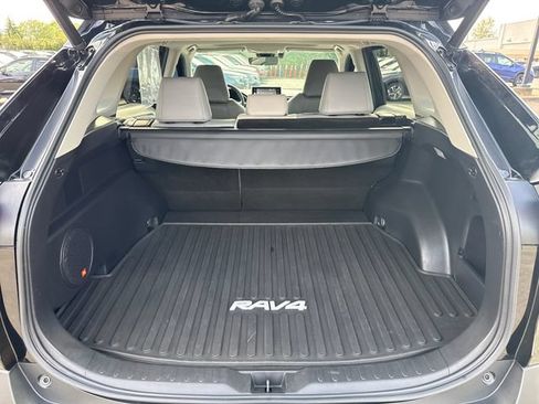 Used 2021 Toyota RAV4 XLE Premium AWD/4WD image 12