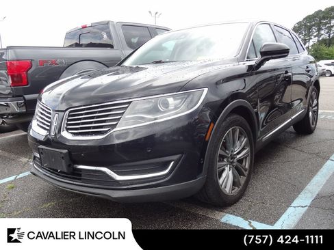 Used 2017 Lincoln MKX Reserve AWD/4WD image 3