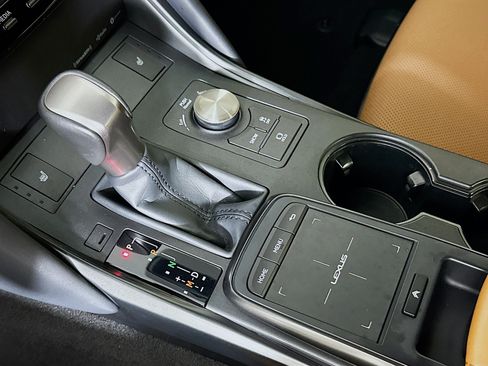 Used 2024 Lexus IS 350 F Sport RWD image 24