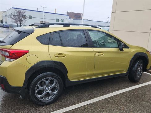 Used 2021 Subaru Crosstrek 2.5i Sport w/ Moonroof Package AWD/4WD image 4