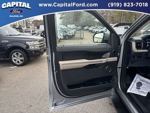 Certified 2024 Ford Expedition Max Limited image 19