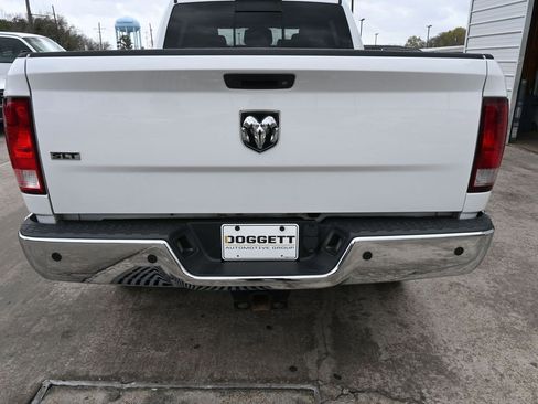 Used 2018 RAM 2500 SLT w/ Luxury Group image 20
