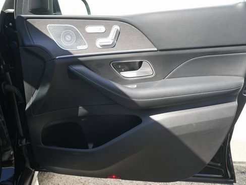 Used 2020 Mercedes-Benz GLE 450 4MATIC image 35