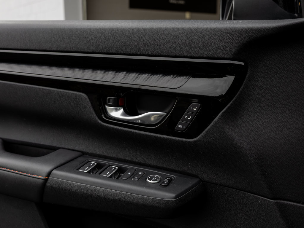 Used 2023 Honda CR-V Sport Touring image 30