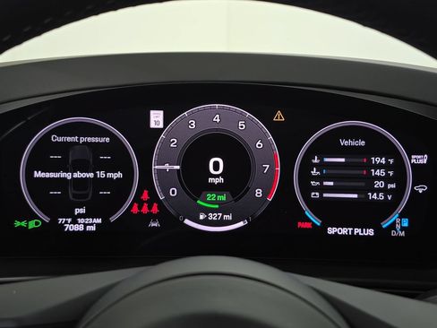 Certified 2024 Porsche Cayenne Coupe AWD/4WD image 15