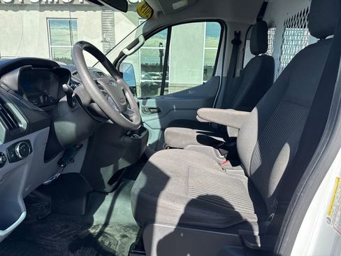Used 2019 Ford Transit 250 130 Low Roof w/ Exterior Upgrade Package RWD image 13