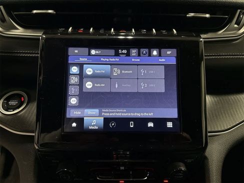 Used 2023 Jeep Grand Cherokee Laredo image 18