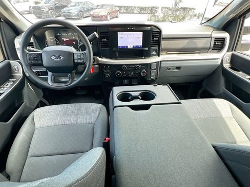 Used 2025 Ford F350 XLT AWD/4WD image 26