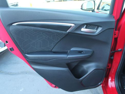 Used 2016 Honda Fit EX image 17