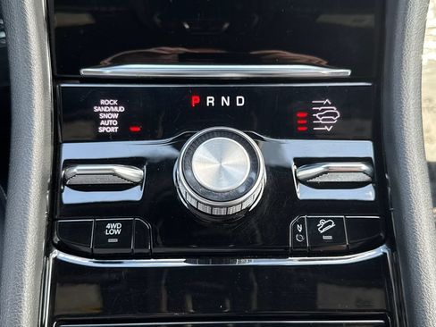 Used 2023 Jeep Grand Cherokee L Overland AWD/4WD image 29