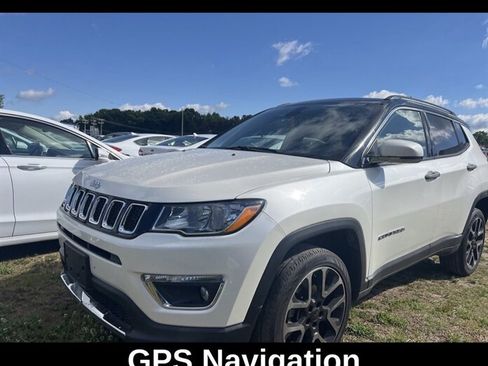 Used 2018 Jeep Compass Limited w/ Navigation Group AWD/4WD image 3