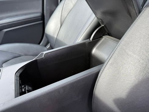 Used 2021 Toyota Camry XLE image 51