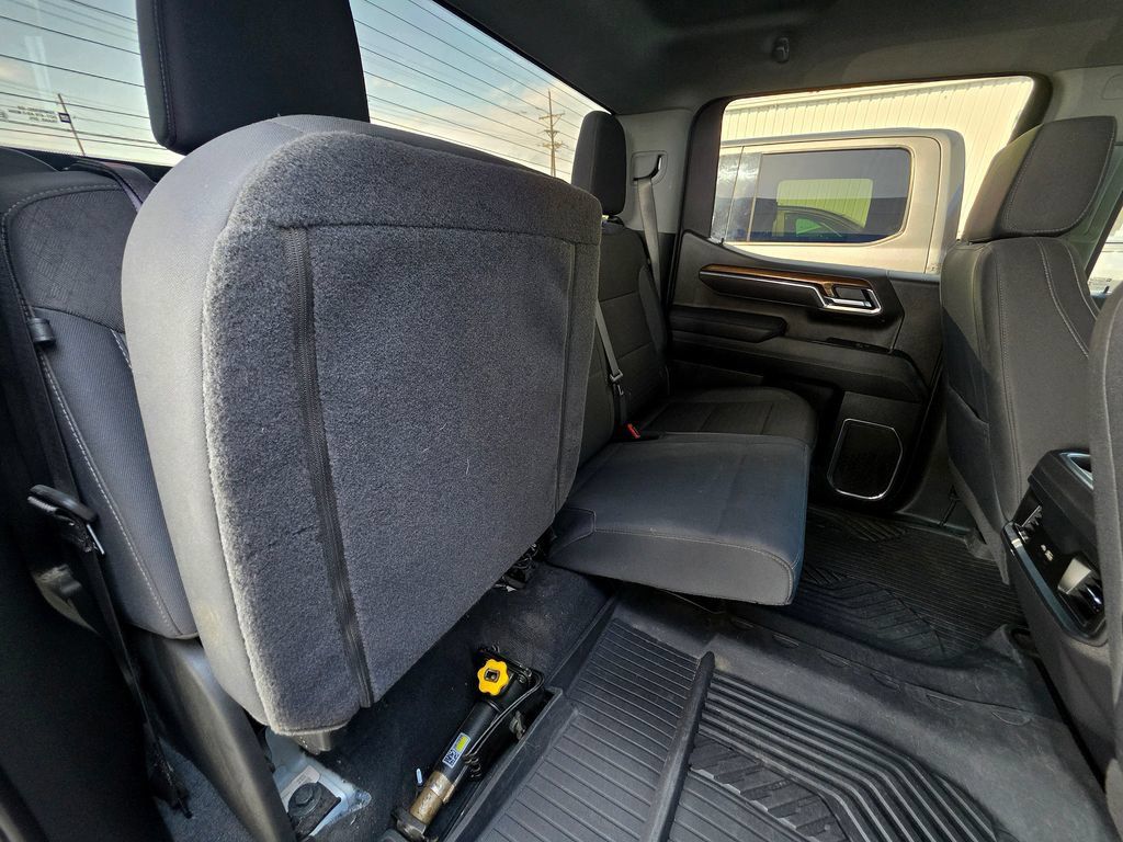 Used 2025 Chevrolet Silverado 1500 LT AWD/4WD image 62