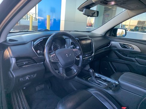 Used 2020 Chevrolet Traverse RS image 21